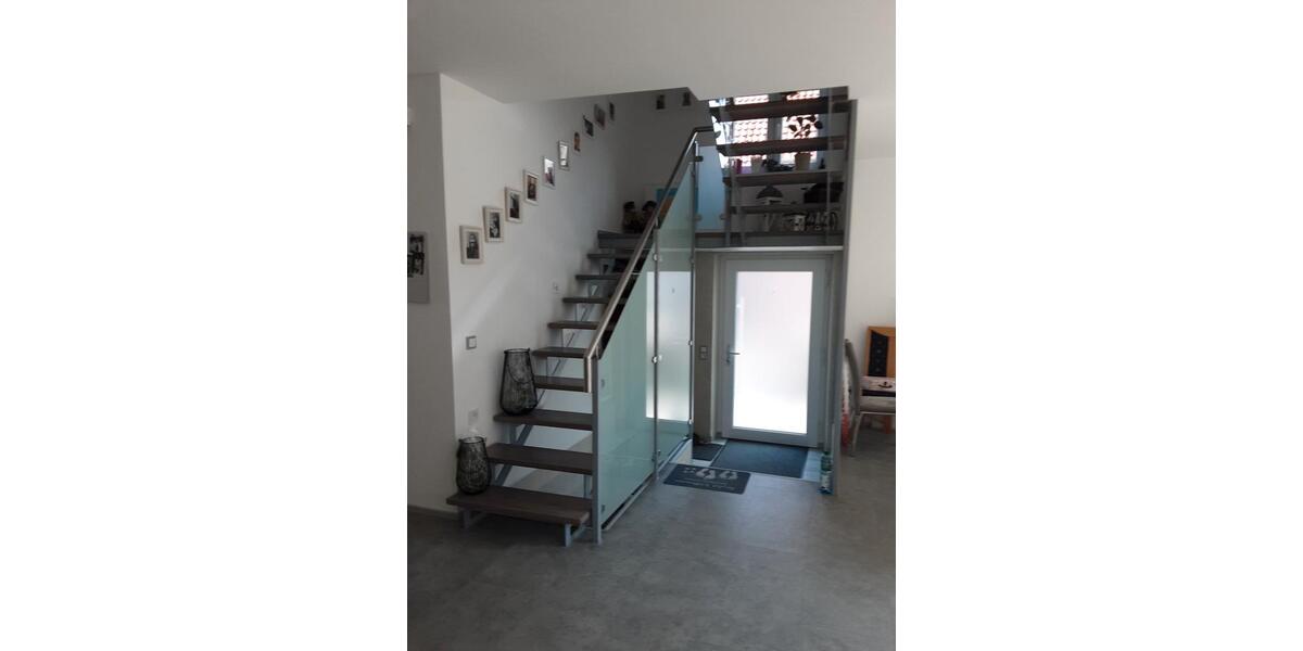 Einfamilienhaus Nieheim - 3 Zimmer, 120 m&sup2;, 299.000&euro; | Angebot:26044519