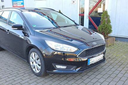 Ford Focus 100.500 km 7.900 € Steinheim 32839