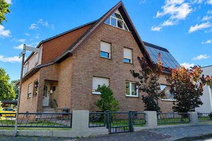 Haus Paderborn Elsen - 9 Zimmer, 214 m&sup2;, 490.000&euro; | Angebot:27186486