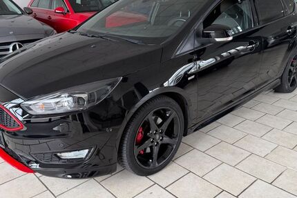Ford Focus 106.000 km 6.950 &euro; Detmold 32756