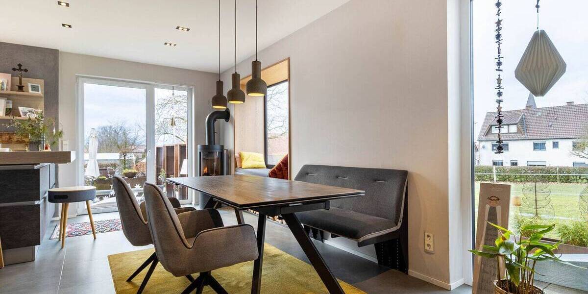 Einfamilienhaus Marsberg / Meerhof Meerhof - 9 Zimmer, 295 m&sup2;, 349.000&euro; | Angebot:26028204
