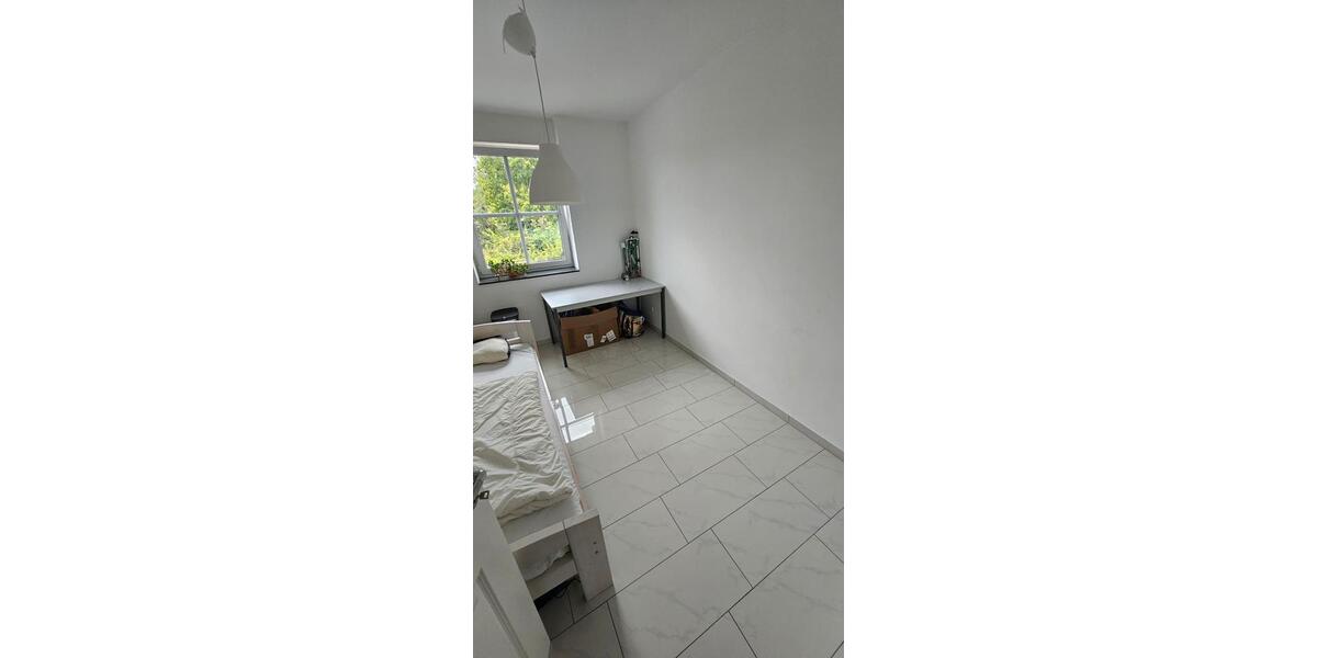 Etagenwohnung Paderborn Neuenbeken - 3 Zimmer, 92 m&sup2;, 1.100&euro; | Angebot:27623744