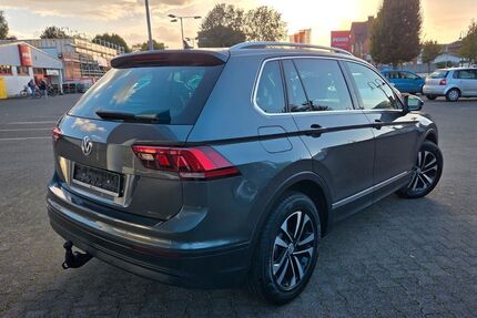 VW Tiguan 69.000 km 19.999 &euro; Salzkotten 33154