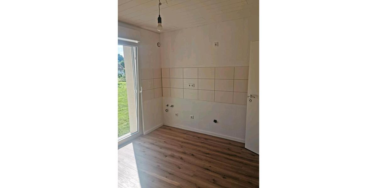 Etagenwohnung Altenbeken - 4 Zimmer, 120 m&sup2;, 850&euro; | Angebot:27540787