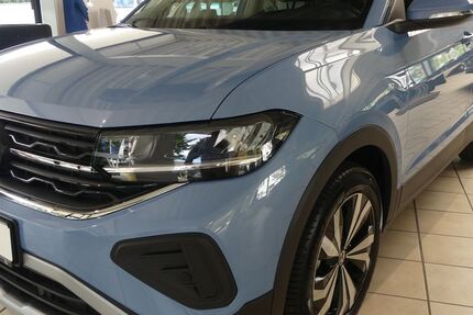 VW T-Cross 6.850 km 25.985 &euro; Steinheim 32839