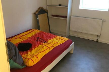 Haus Schloß Holte-Stukenbrock Stukenbrock - 12 Zimmer, 210 m&sup2;, 2.500&euro; | Angebot:25208864