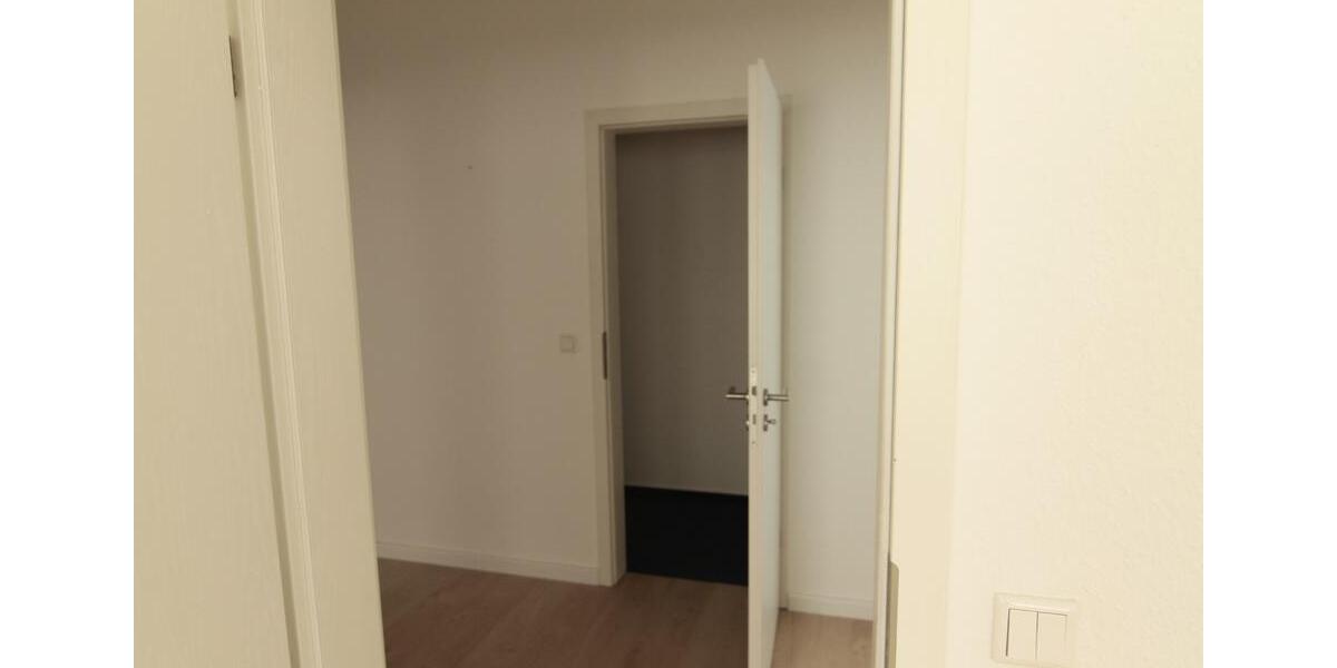 Büro mit Küche, Balkon und Parkplatz in Paderborn zimmer