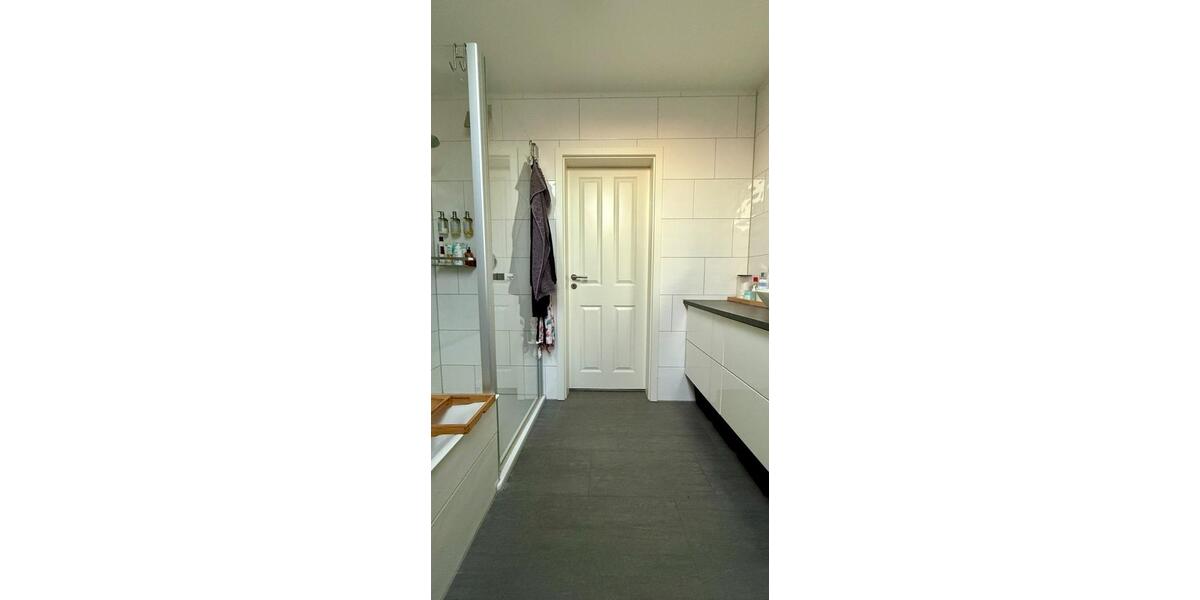 Reiheneckhaus mit Einliegerwohnung in Paderborn-Marienloh Haus 7 zimmer