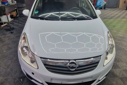Opel Corsa 159.000 km 2.300 &euro; Schlangen 33189