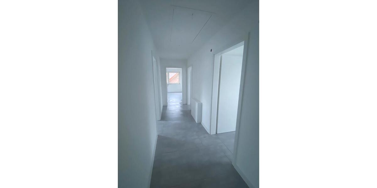 Wohnung 4Z, direkt Anfang Büren-Weine 4 zimmer