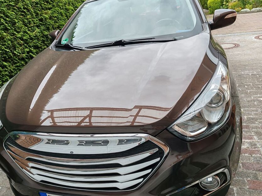 Hyundai ix35 109.000 km 9.000 € Bad Lippspringe 33175