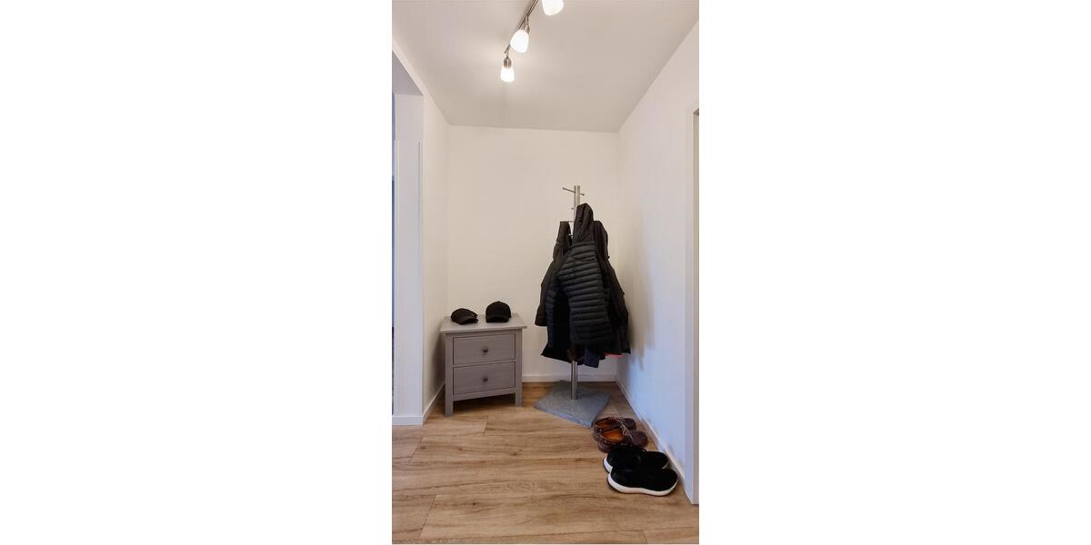 Dachgeschoßwohnung Verl - 2 Zimmer, 77 m&sup2;, 750&euro; | Angebot:26018118