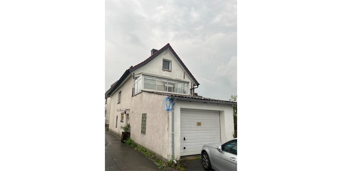 Einfamilienhaus Bad Driburg - 6 Zimmer, 165 m&sup2;, 180.000&euro; | Angebot:27426496