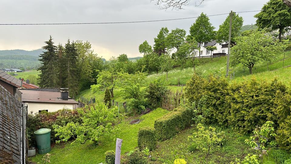 Einfamilienhaus Marsberg - 9 Zimmer, 180 m&sup2;, 199.000&euro; | Angebot:27079077