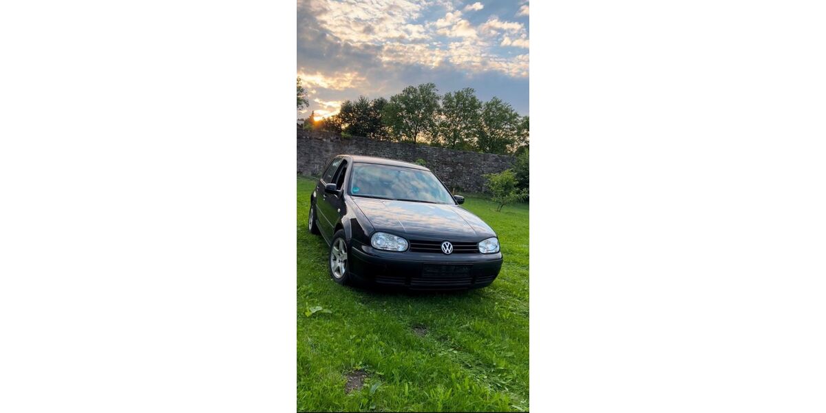 VW Golf 245.500 km 900 &euro; Horn 32805