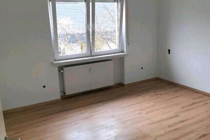 Wohnung Paderborn Neuenbeken - 5 Zimmer, 100 m&sup2;, 900&euro; | Angebot:25994216