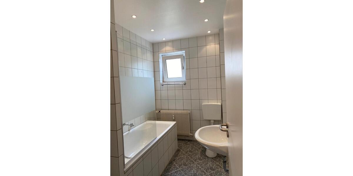 Hochparterre Paderborn - 4 Zimmer, 104 m&sup2;, 268.000&euro; | Angebot:27534611