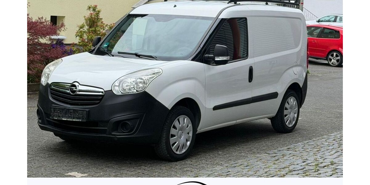 Opel Combo 77.000 km 4.999 &euro; Paderborn 33100