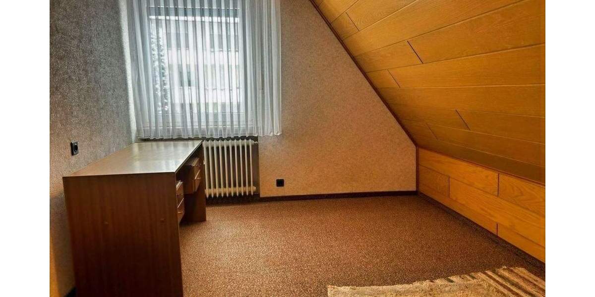 Einfamilienhaus Steinheim Sandebeck - 9 Zimmer, 209 m&sup2;, 249.000&euro; | Angebot:25687387