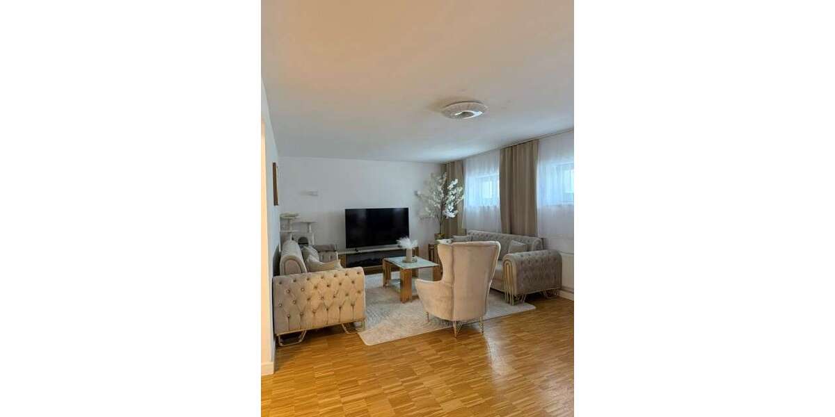 Etagenwohnung Lippstadt - 3 Zimmer, 108 m&sup2;, 756&euro; | Angebot:27001913