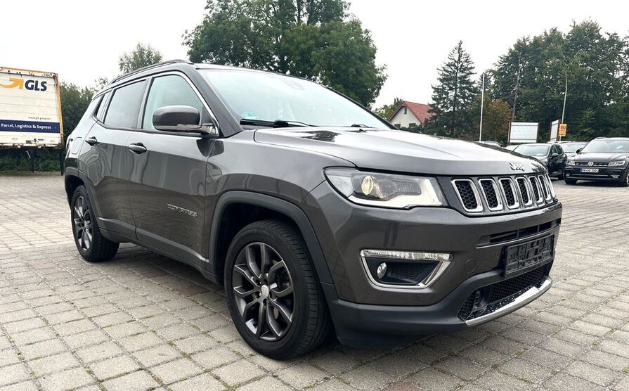Jeep Compass 130.868 km 14.999 € Paderborn 33104