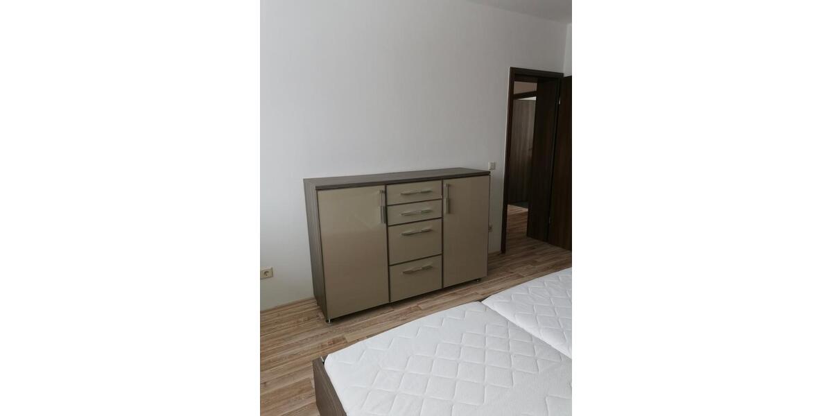 Dachgeschoßwohnung Marsberg - 3 Zimmer, 78 m&sup2;, 690&euro; | Angebot:26546031
