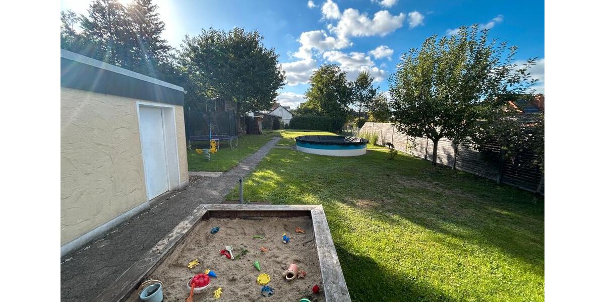 Einfamilienhaus Borchen - 8 Zimmer, 260 m&sup2;, 490.000&euro; | Angebot:27617866