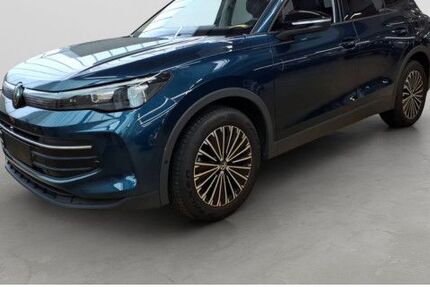 VW Tiguan 19.274 km 30.890 &euro; Detmold 32756