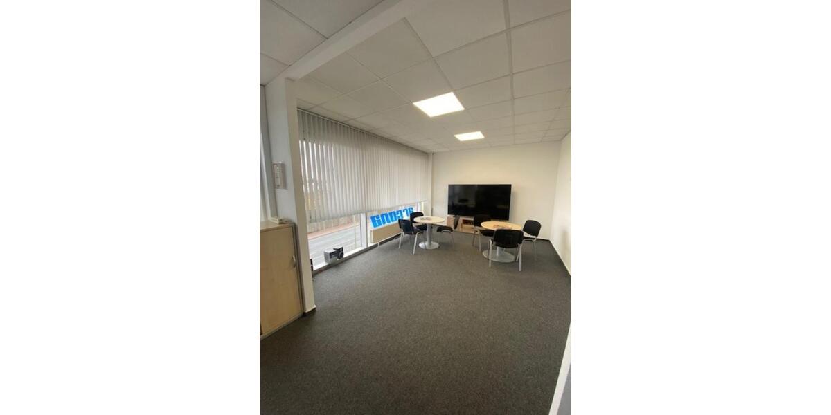 Schöne Bürofläche mit Top-Adresse am Frankfurter Weg zimmer