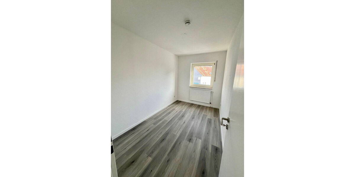 Etagenwohnung Paderborn OT Schloß Neuhaus Schloß Neuhaus - 3 Zimmer, 63 m&sup2;, 760&euro; | Angebot:26235134