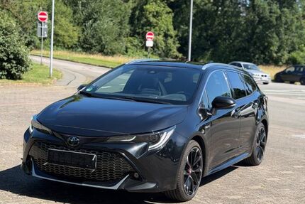 Toyota Corolla 129.000 km 19.500 &euro; Horn-Bad Meinberg 32805