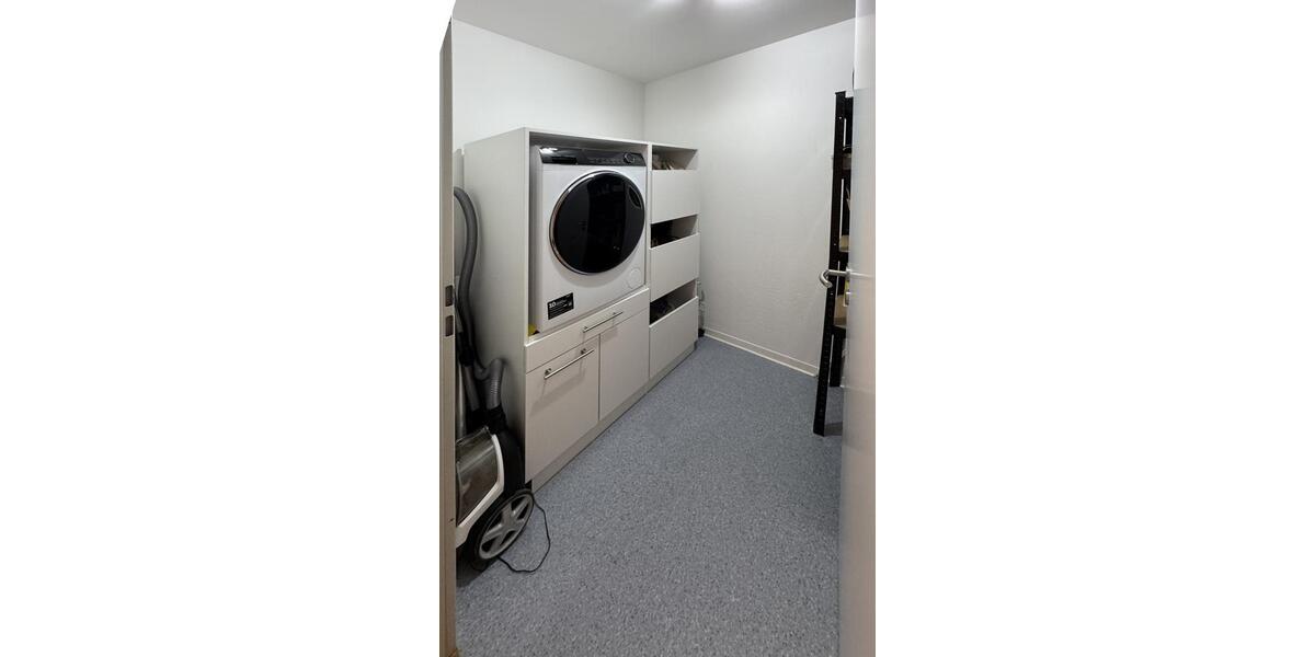 Etagenwohnung Detmold - 3 Zimmer, 96 m&sup2;, 210.000&euro; | Angebot:26929865