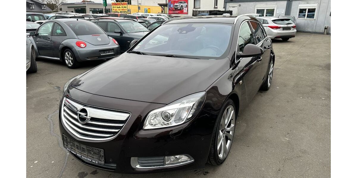 Opel Insignia 168.000 km 5.599 &euro; Paderborn 33100
