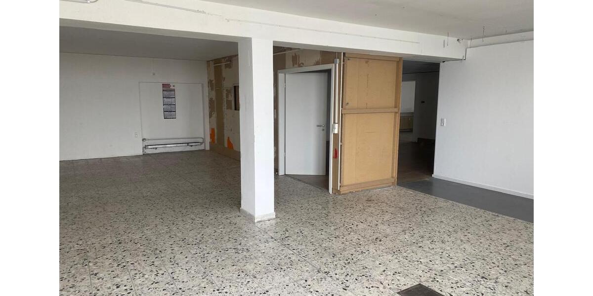 Gewerbeobjekt Augustdorf - 1.500&euro; | Angebot:22417834