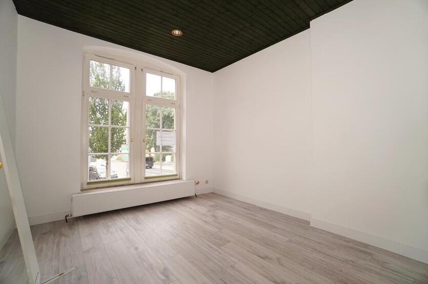 Büro- oder Praxisräume im Hochparterre in einem denkmalgeschützten Gebäude im Zentrum von Detmold