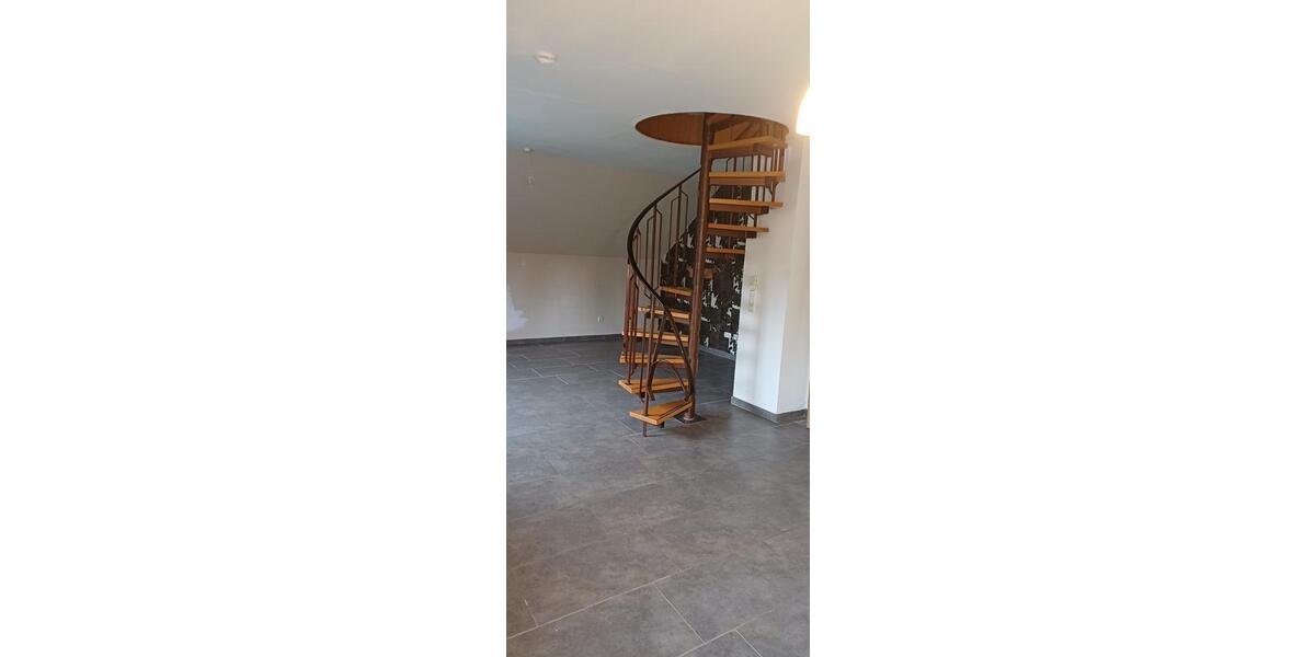 Dachgeschoßwohnung Bielefeld Sennestadt - 4 Zimmer, 82 m&sup2;, 570&euro; | Angebot:24473956