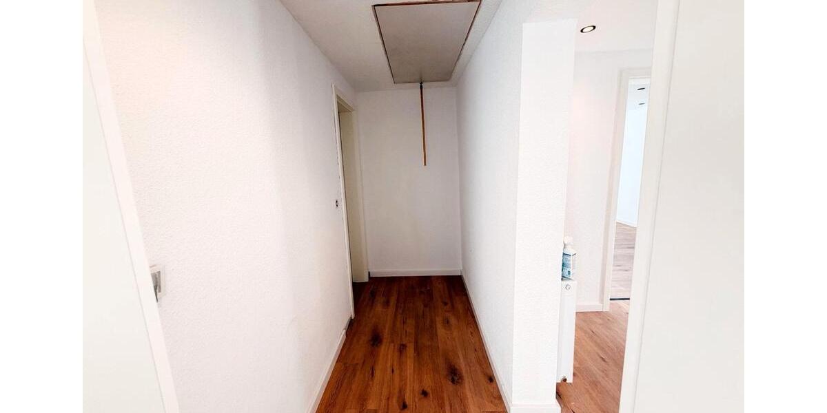 Einfamilienhaus Paderborn Neuenbeken - 8 Zimmer, 167 m&sup2;, 360.000&euro; | Angebot:26326959