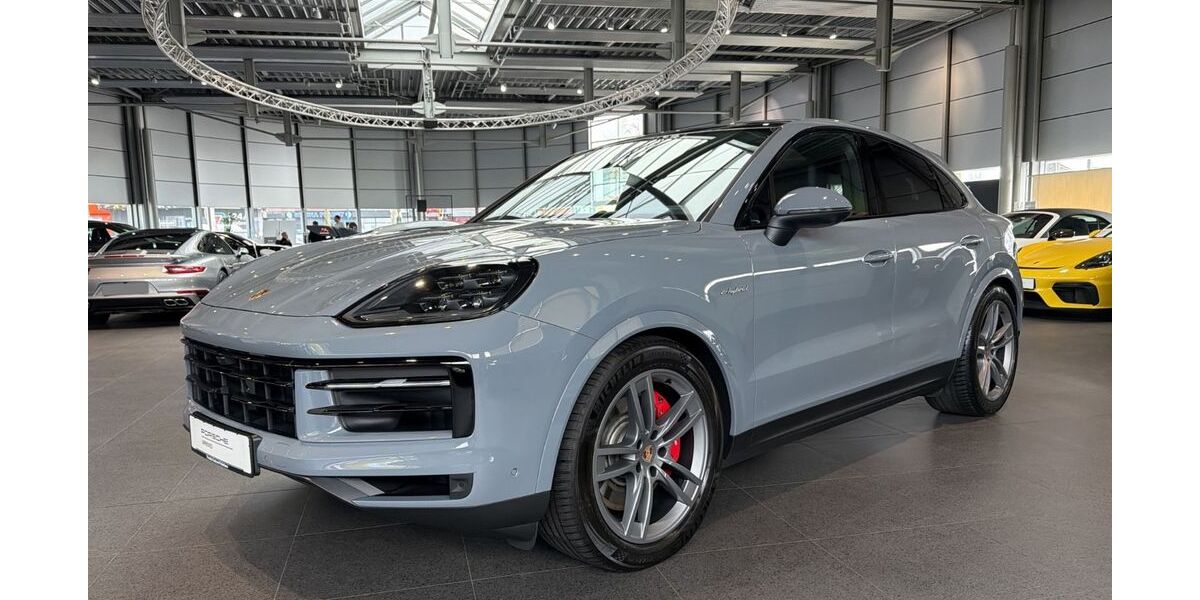 Porsche Cayenne 14.388 km 115.900 &euro; Paderborn 33100