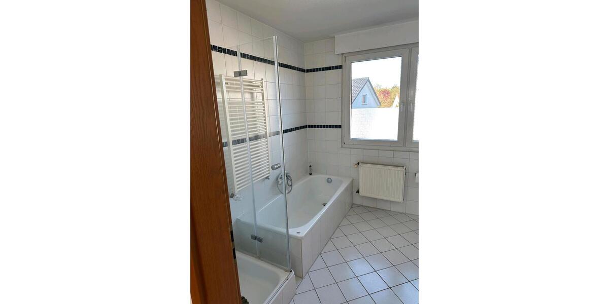 Dachgeschoßwohnung Lippstadt Garfeln - 2 Zimmer, 60 m&sup2;, 550&euro; | Angebot:26272557