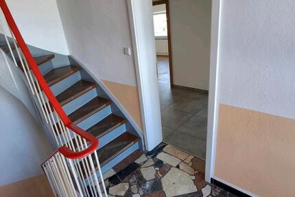 Wohnung Detmold Hakedahl - 3 Zimmer, 62 m&sup2;, 496&euro; | Angebot:26405958