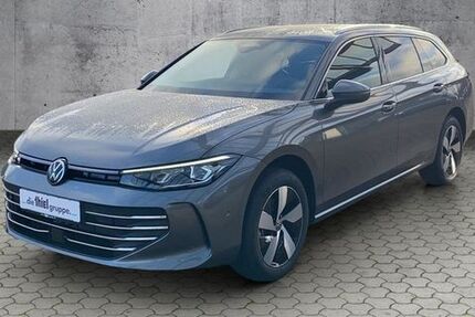 VW Passat 1.500 km 43.990 &euro; Paderborn 33100