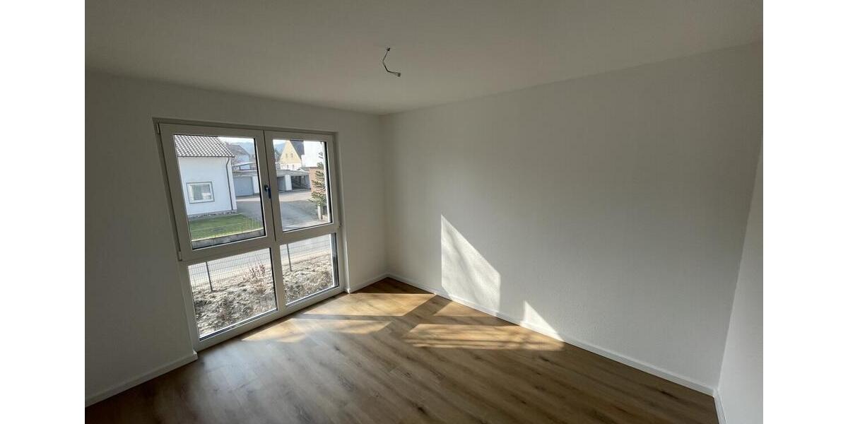 Etagenwohnung Detmold Hiddesen - 3 Zimmer, 89 m&sup2;, 1.300&euro; | Angebot:26660211