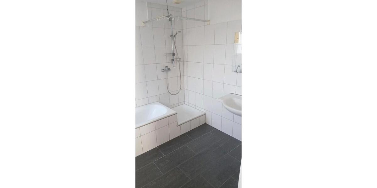 Einfamilienhaus Paderborn - 4 Zimmer, 123 m&sup2;, 1.200&euro; | Angebot:27592735