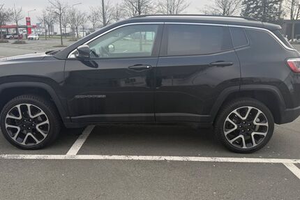 Jeep Compass 78.000 km 16.200 &euro; Paderborn 33100