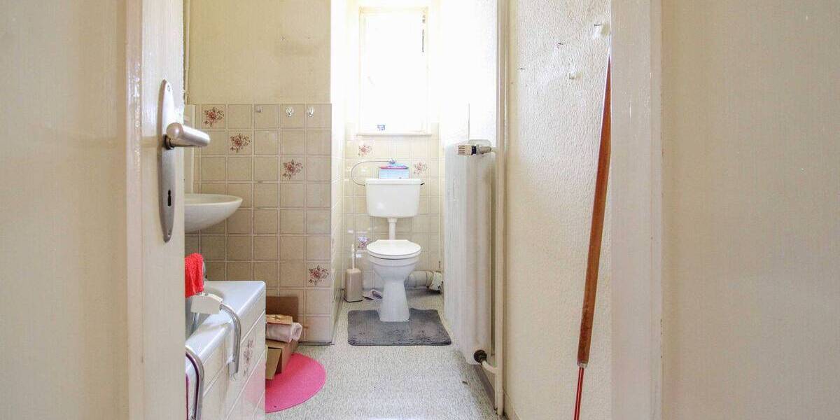 Einfamilienhaus Bad Driburg - 8 Zimmer, 179 m&sup2;, 259.000&euro; | Angebot:25986178