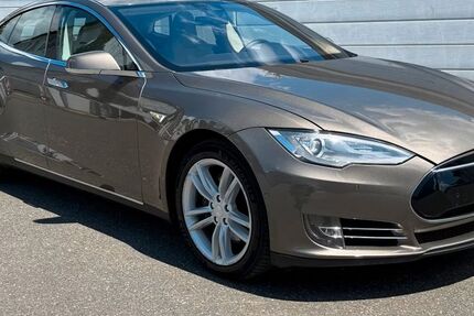 Tesla Model S 182.000 km 21.999 &euro; Detmold 32758