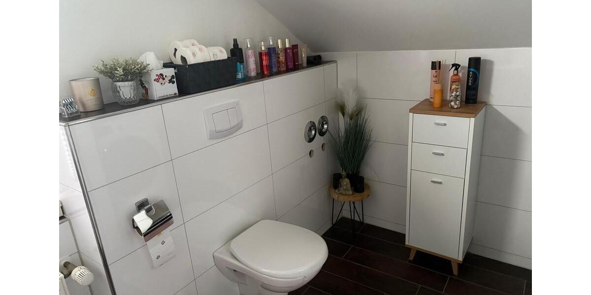 Dachgeschoßwohnung Horn-Bad Meinberg Bad Meinberg - 2 Zimmer, 65 m&sup2;, 540&euro; | Angebot:26441290