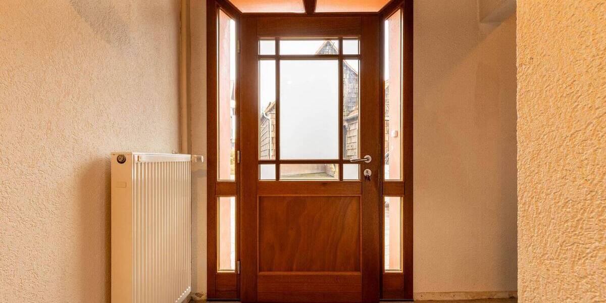Einfamilienhaus Marsberg / Meerhof Meerhof - 9 Zimmer, 295 m&sup2;, 349.000&euro; | Angebot:26028204