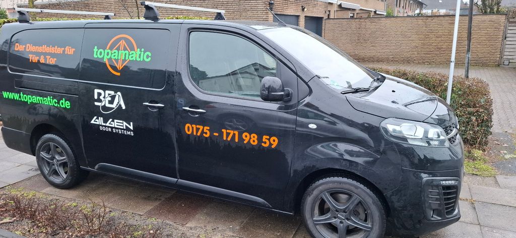 Opel Vivaro 176.000 km 12.600 &euro; Schloß Holte 33758