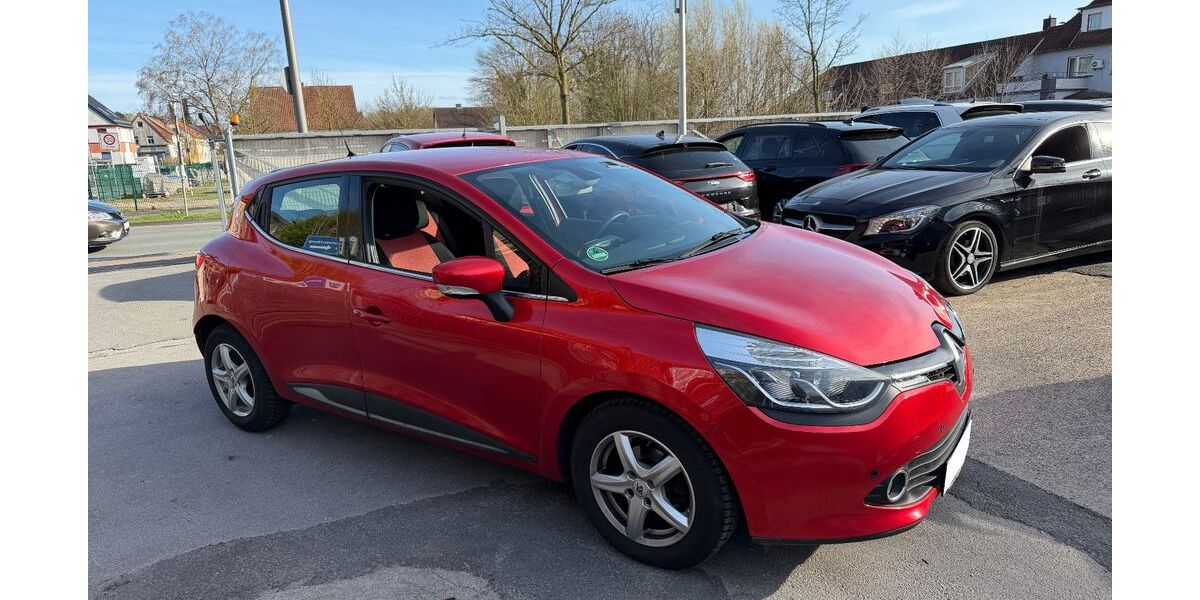 Renault Clio 209.000 km 4.666 &euro; Detmold 32758